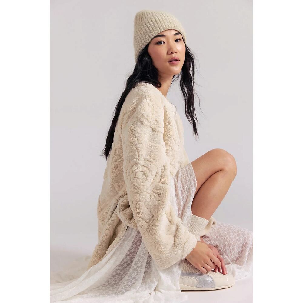 Free People Oversized Romantic Calla Sherpa Pullover Ivory Floral Medium NWT - Picture 5 of 13